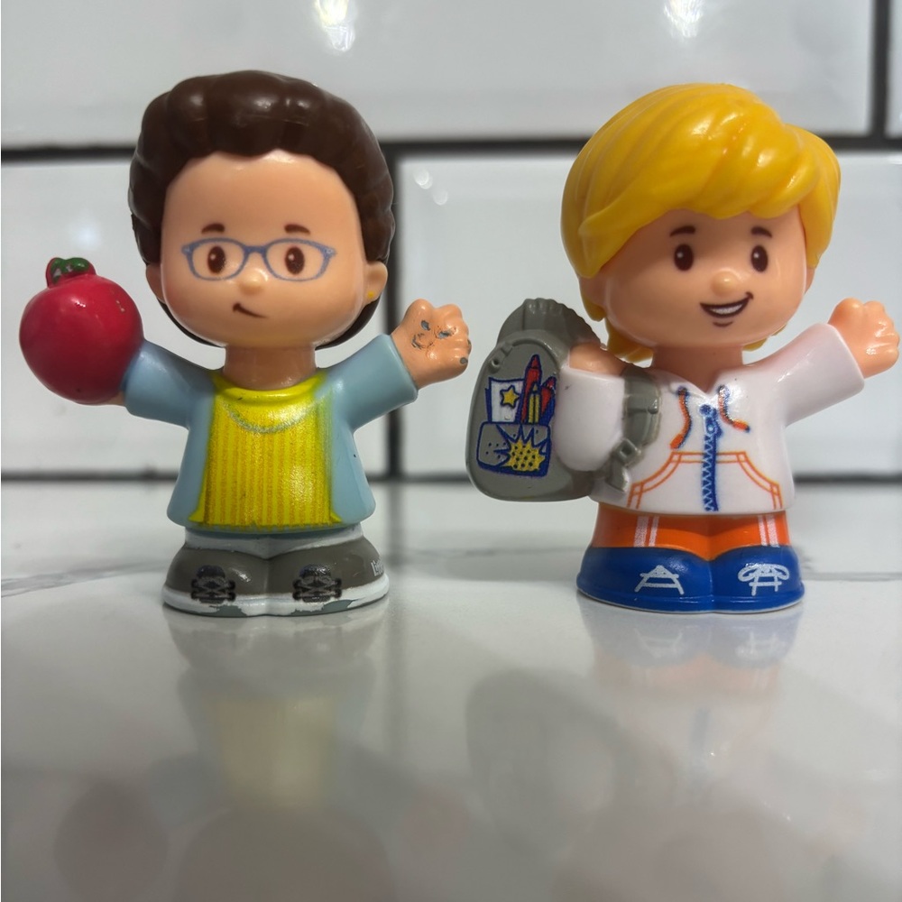 Little People Teacher and Student 2018/2016